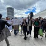 Protestan alumnos en apertura de la Feria Universitaria del Libro