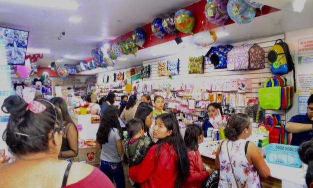 Compras de pánico en papelerías por regreso a clases