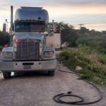 Aseguran pipa con gas LP y toma clandestina