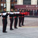 Julio Menchaca encabezó la ceremonia de Arriamiento de la Bandera