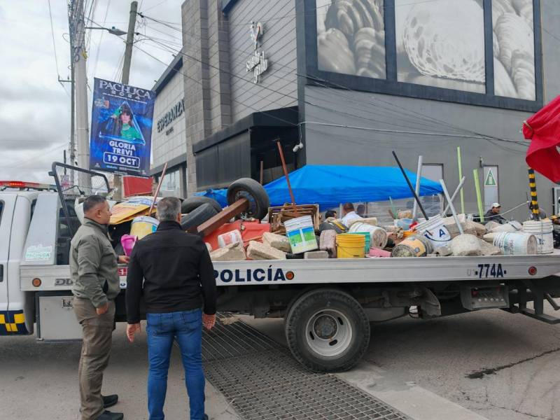 Retiran a franeleros de las inmediaciones del recinto ferial