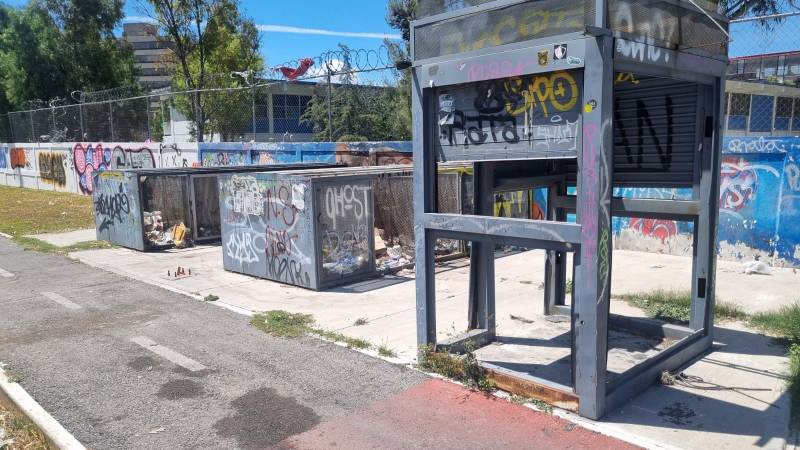 Retiran estructuras previstas para ciclovía en Pachuca