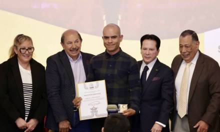 Fotógrafo de Pachuca recibe reconocimiento olímpico