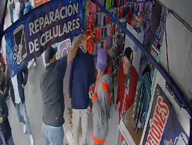 Detienen a 3 por golpear a empleados de un local en Tulancingo