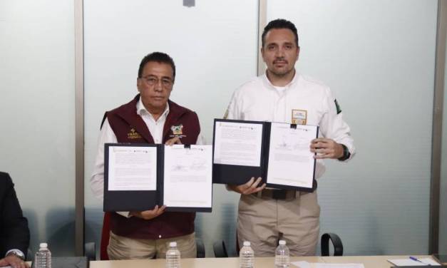 Firman convenio en favor de migrantes hidalguenses