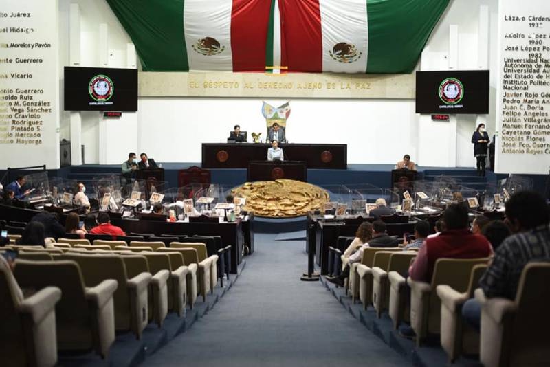 Para internet y goteras licitarán en el Congreso