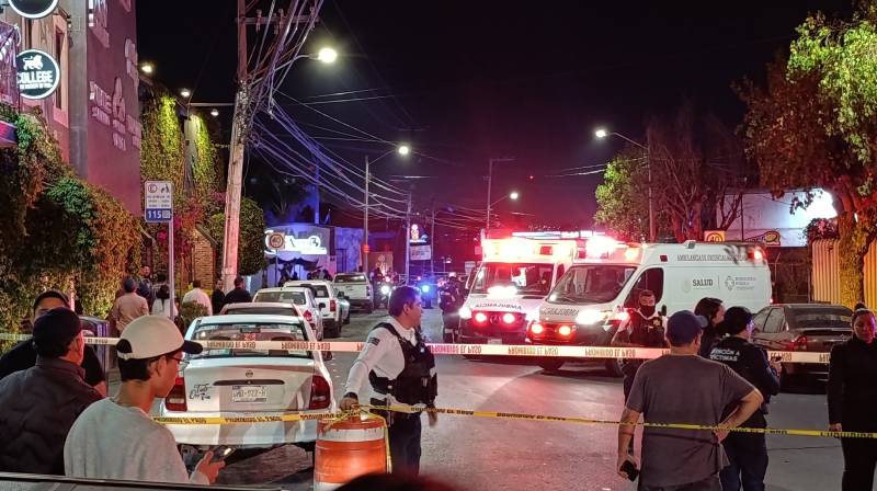 Ataque armado en bar de Querétaro deja 10 muertos