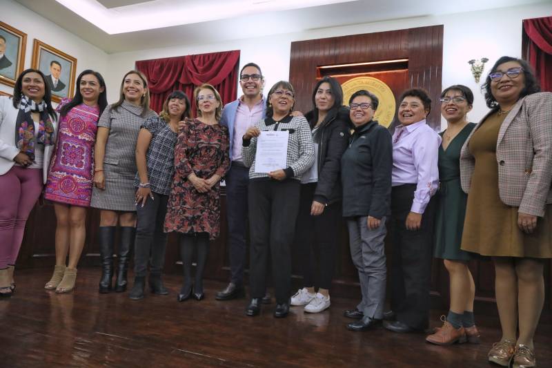 Rinde protesta la nueva titular de la Secretaría de la Mujer en Pachuca