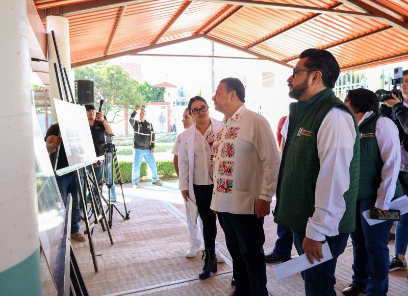 Infraestructura vial y hospitalaria en Agua Blanca y Metepec