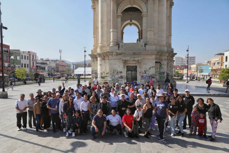 Participan más de 100 pachuqueños en actividad deportiva