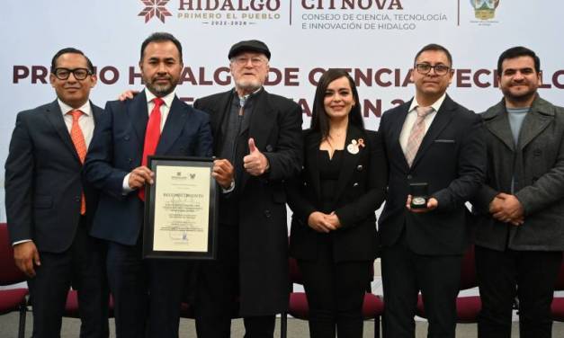 Entregan premios a la innovación, ciencia y tecnología