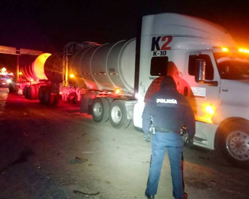 Tras cateo aseguran 9 mil litros de hidrocarburo en Singuilucan