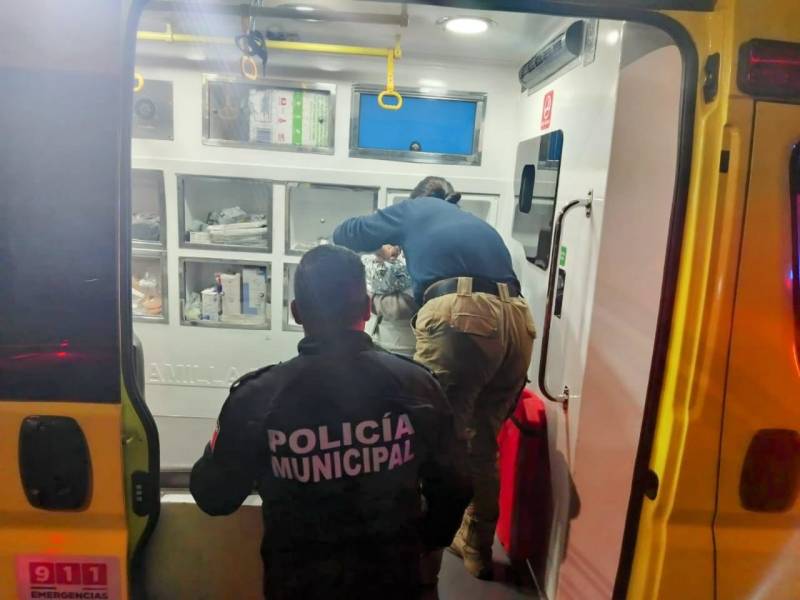 Policías de Mineral de la Reforma ayudan a mujer en labor de parto