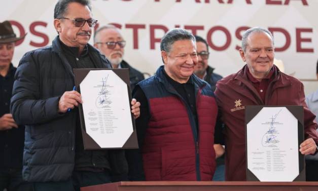 Firman convenio para tecnificar zonas de riego