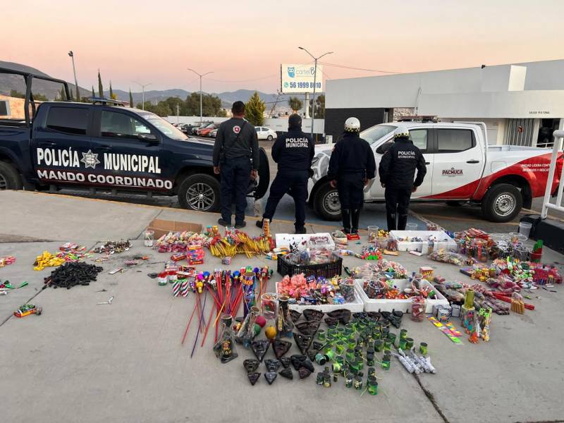 Decomisan más de 60 kilos de pirotecnia mediante operativos en Pachuca