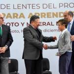 Estudiantes de educación básica se benefician con programa de salud visual