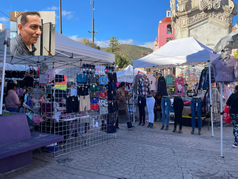 ‘El Perro’ Pelcastre pide la reubicación de comerciantes ambulantes