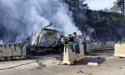 Carambola en la México-Puebla deja 6 muertos