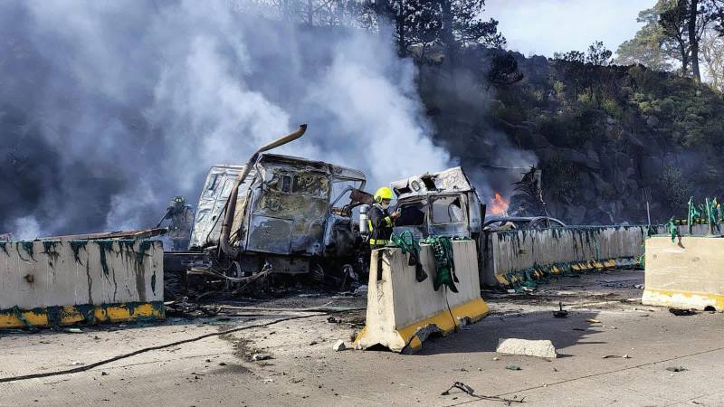 Carambola en la México-Puebla deja 6 muertos