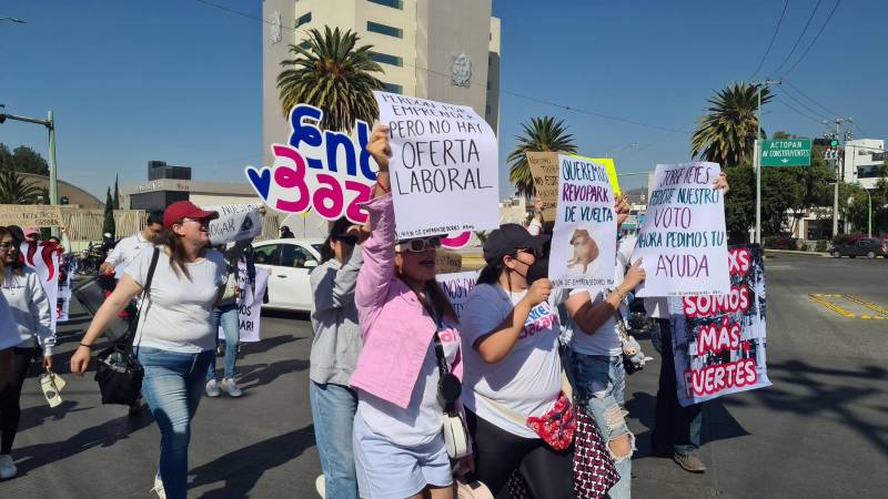 Bazaristas se manifiestan en avenida Revolución