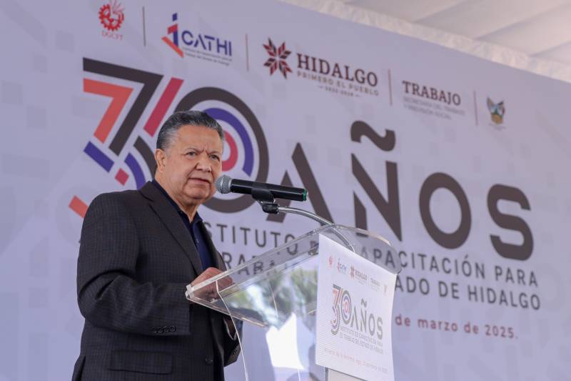 Julio Menchaca celebra el 30 aniversario del ICATHI