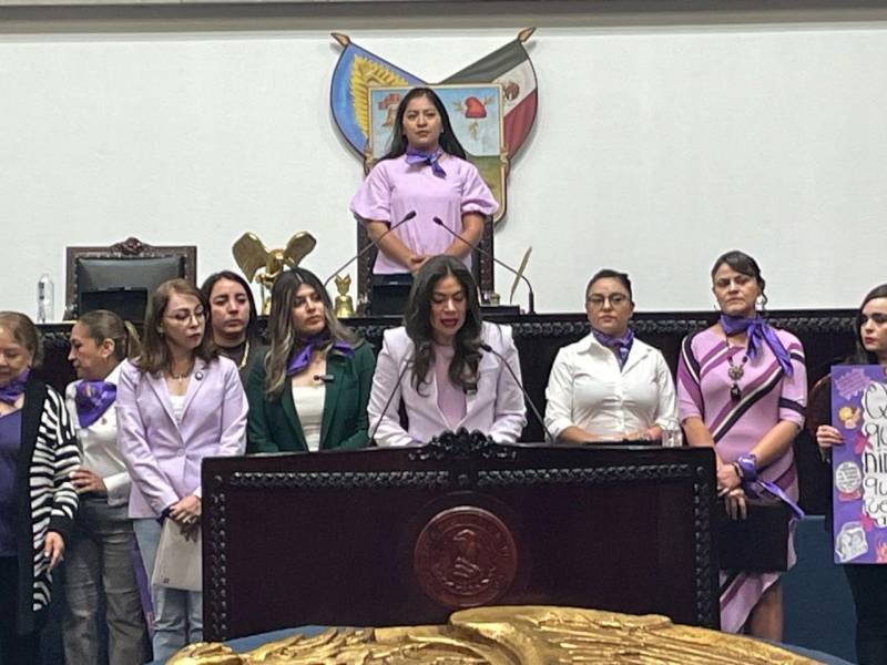 Diputadas se suman a lucha por los derechos de las mujeres