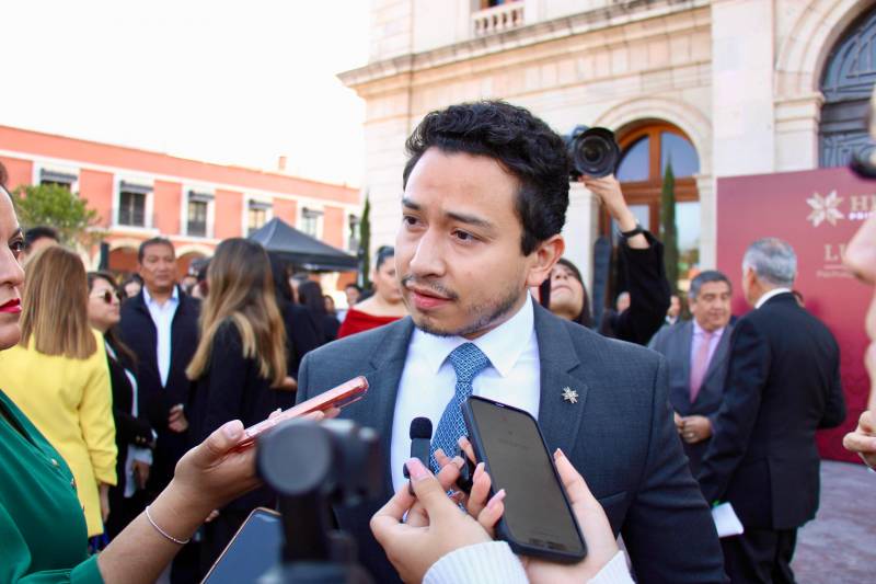 Encuesta para revocación de mandato sería a finales de año