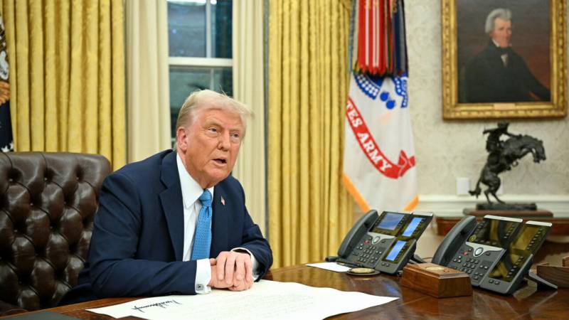 Entran en vigor aranceles del 25% impuestos por EU a México