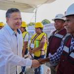 Julio Menchaca lleva inversión millonaria a Jaltocán