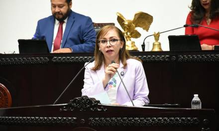 Escuelas sin celulares, plantea el PAN
