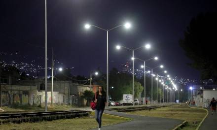 Ilumina segunda etapa de la ciclovía en Pachuca