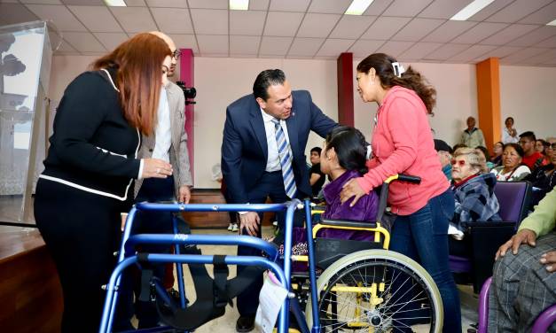 Se otorgaron más de 600 mil atenciones para personas con discapacidad
