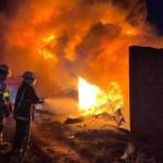 Se queman 2 mil llantas en incendio registrado en Pachuca