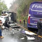 Choca autobús sobre la México-Tampico