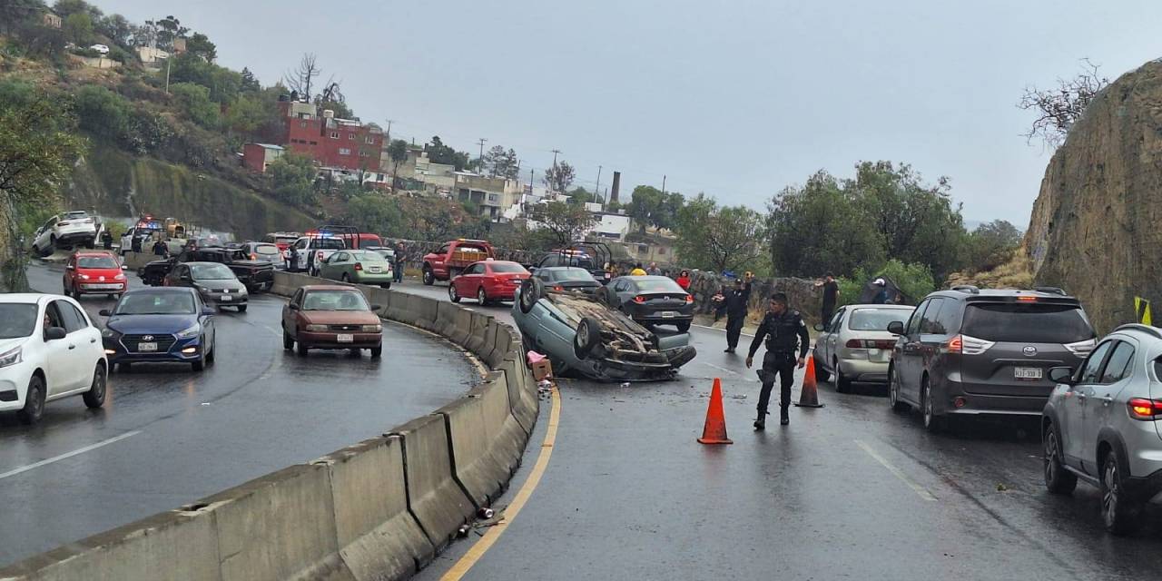 Fuerte accidente en el Corredor de la Montaña