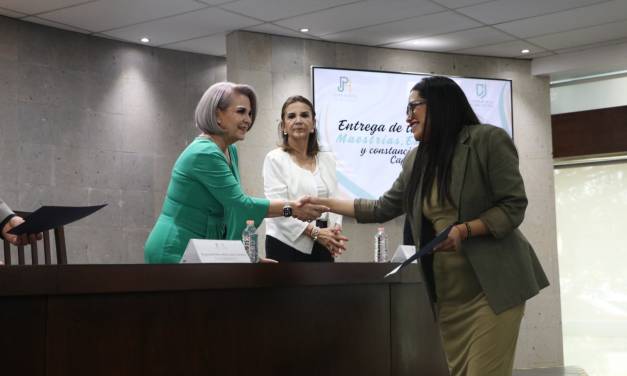 Poder Judicial impulsa profesionalización con entrega de títulos de maestría