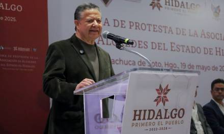 “No coman ansias”: Menchaca ante rumores de sucesión