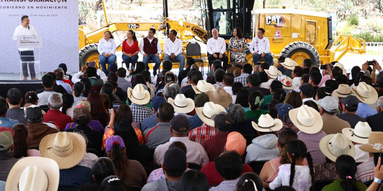 Llevan infraestructura y desarrollo económico a Acatlán