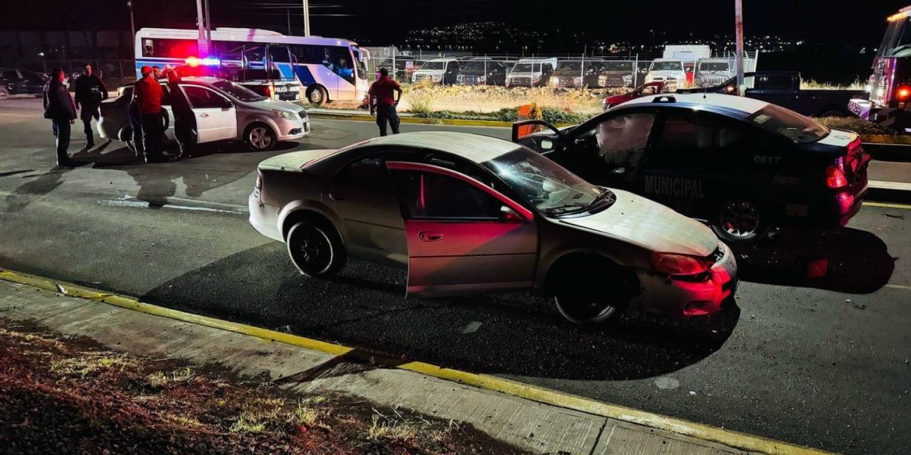 Policía de Apan pierde la vida tras choque