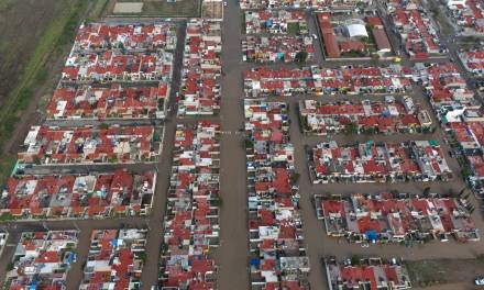 Por inundación hay 470 casas afectadas en Los Tuzos