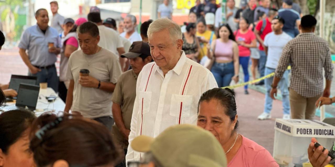 AMLO reaparece para votar en la elección judicial