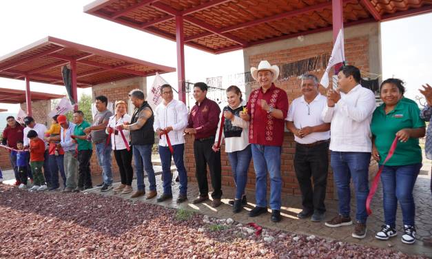 Chilcuautla y Tecozautla estrenan paradores artesanales