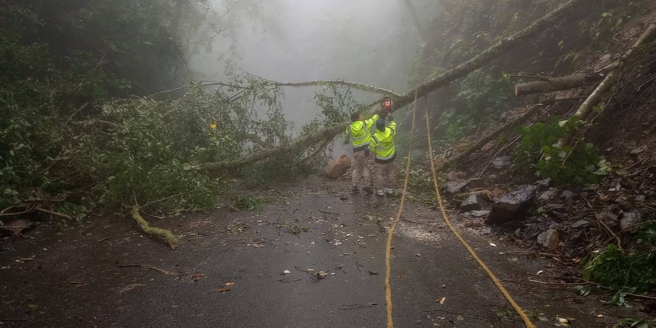 Lluvias generan estragos en al menos 15 municipios