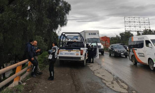 Hallan restos humanos en dos vialidades del Estado de México