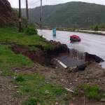 Atienden socavón y deslave en el Corredor de la Montaña