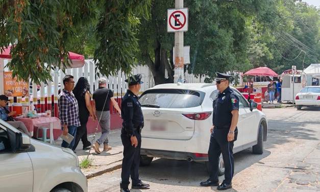 Realizan inspección vial en la colonia Issste de Pachuca