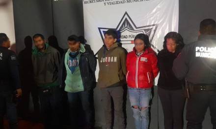 Detienen a cinco personas en Pachuca por robo de motocicleta