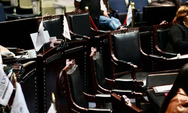 Sanciones o descuentos para diputados faltistas