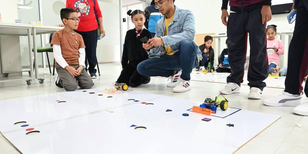 Citnova Hidalgo impulsa la ciencia con actividades de robótica