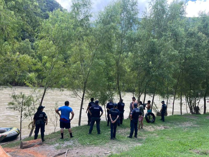 Rescatan cuerpo de menor que cayó al río en La Misión
